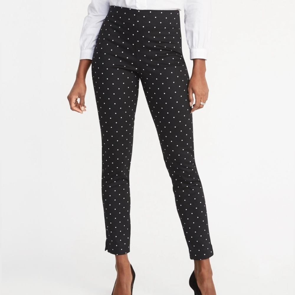 Old Navy Black Pixie Pants with White Dots